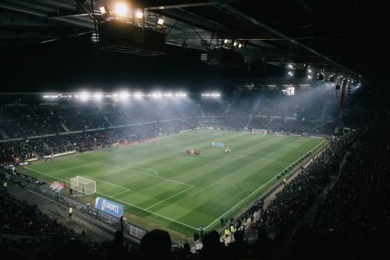 转会窗烧钱榜：利物浦4.398亿英镑居首，切尔西独占5席